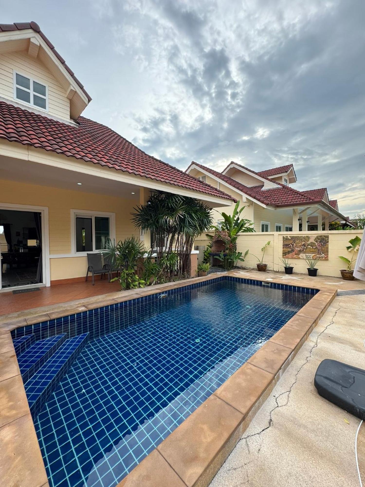 Relax Private Pool Villas - 4 Bedroom Villas Ao Nang Kültér fotó