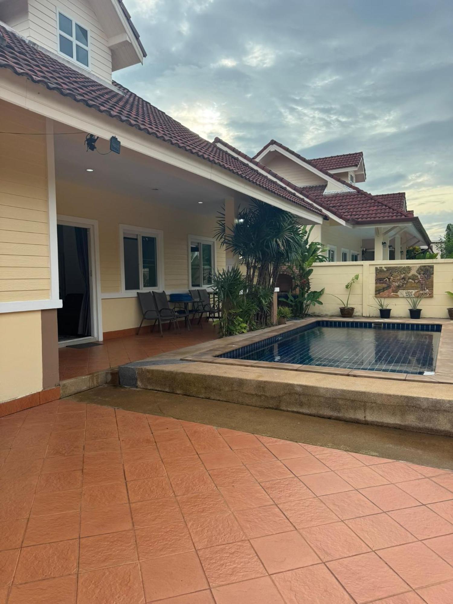 Relax Private Pool Villas - 4 Bedroom Villas Ao Nang Kültér fotó